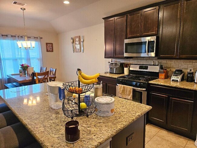 Building Photo - 9506 Green Maple Ct
