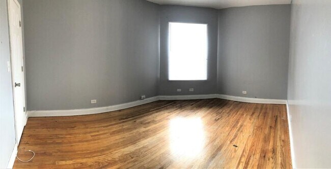 Building Photo - 4 bedroom in Chicago IL 60620