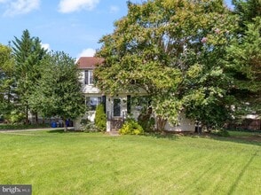Building Photo - 5601 Wyngate Dr