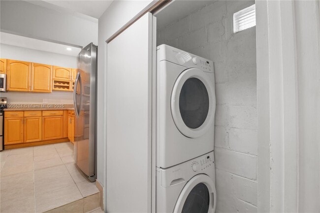 Building Photo - 1814 SW 22nd Terrace