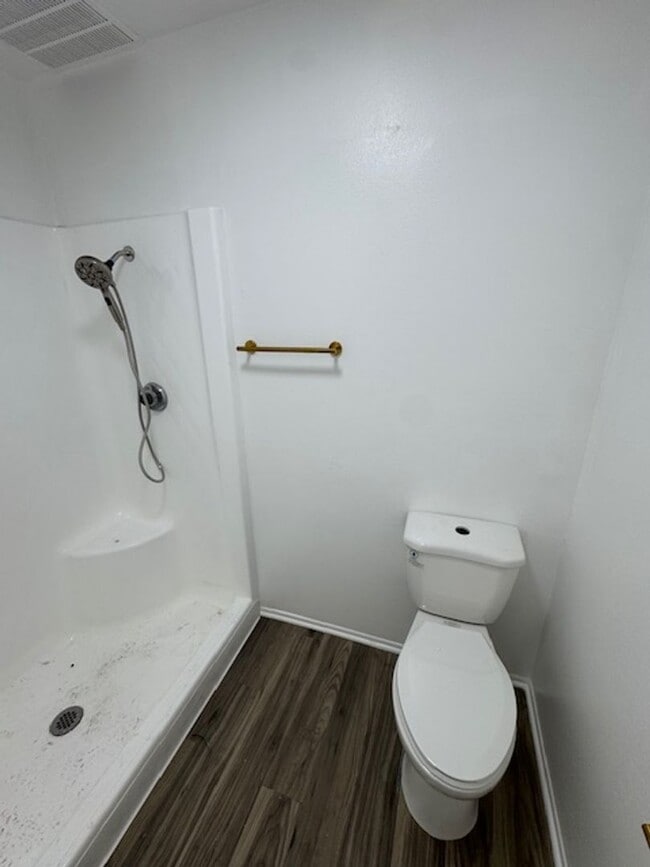 Building Photo - Villa Monaco