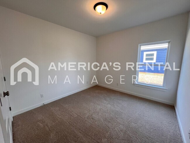 Building Photo - New Construction Home for Rent in Robertsdale, AL!!!