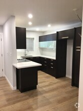 Building Photo - 5300 Fairview Blvd