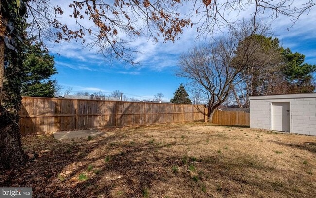 Building Photo - 6816 Westcott Rd