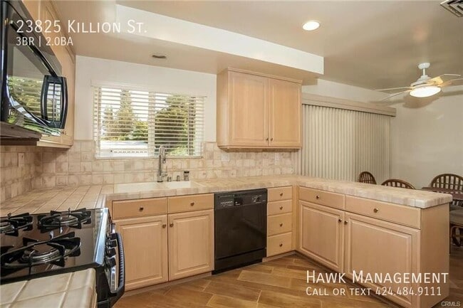 Building Photo - 23825 Killion St