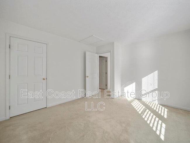 Building Photo - 4824 Old Holter Rd