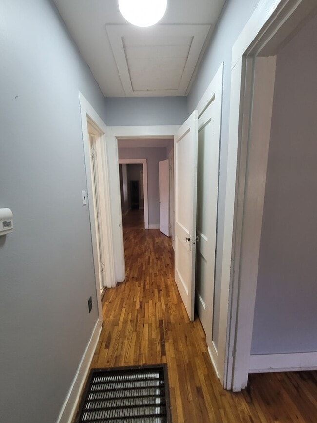 Building Photo - Home in Hot Springs