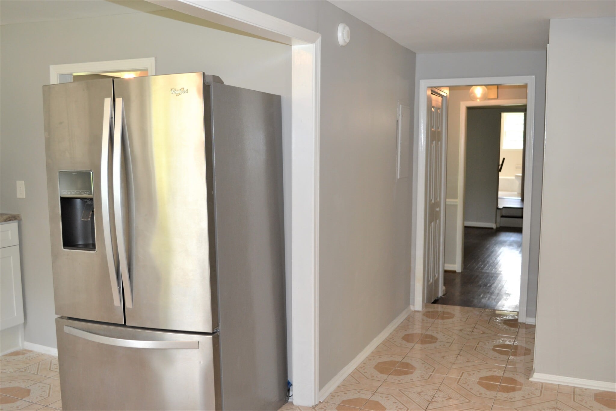 Building Photo - 1375 Nelms Dr