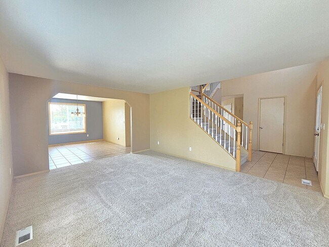 Building Photo - 7008 S Lucas St