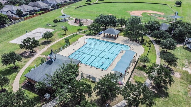 Building Photo - 9535 Empress Crossing Dr