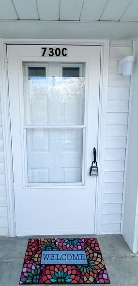 Building Photo - 726-730C Grantham Rd