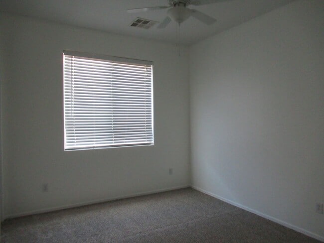 Building Photo - Beautiful Home in Gilbert!