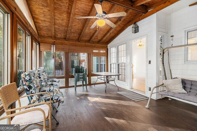 Building Photo - 2653 Danforth Ln