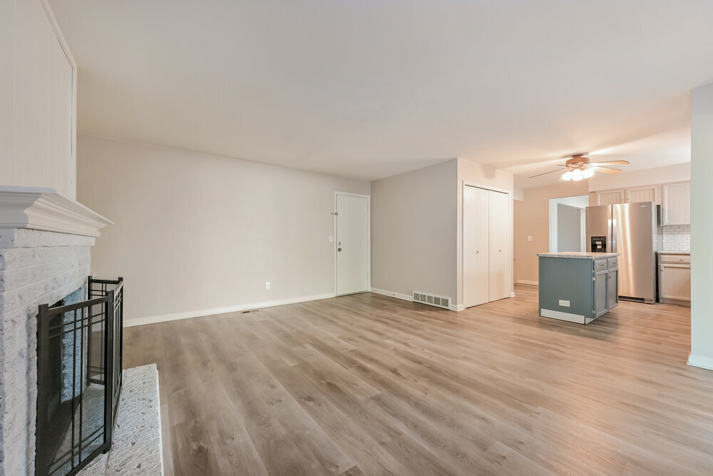 Building Photo - 645 S Joplin St