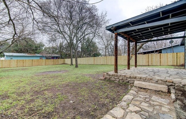 Building Photo - 4707 Menchaca Rd