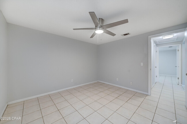 Building Photo - 1125 Bradley Cir
