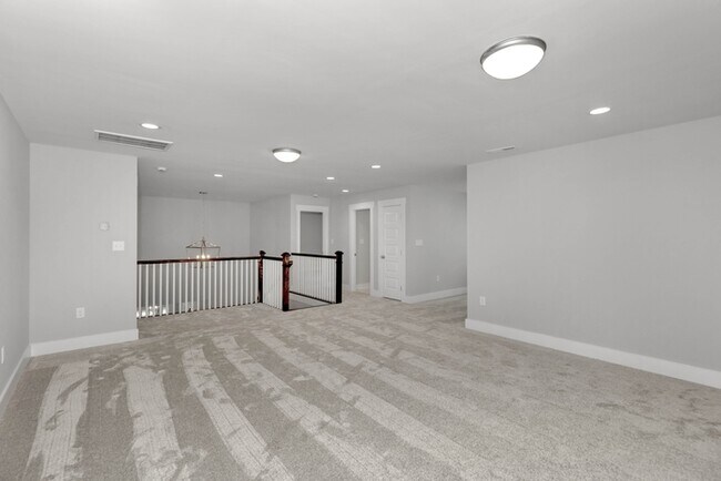 Building Photo - Luxury Craftsman Home in Monrovia Springs