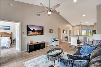 Building Photo - 9175 Celeste Dr