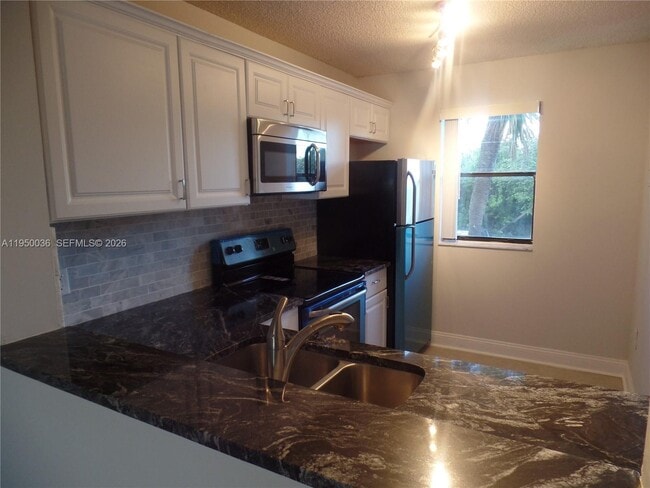 Building Photo - 5200 NW 31st Ave