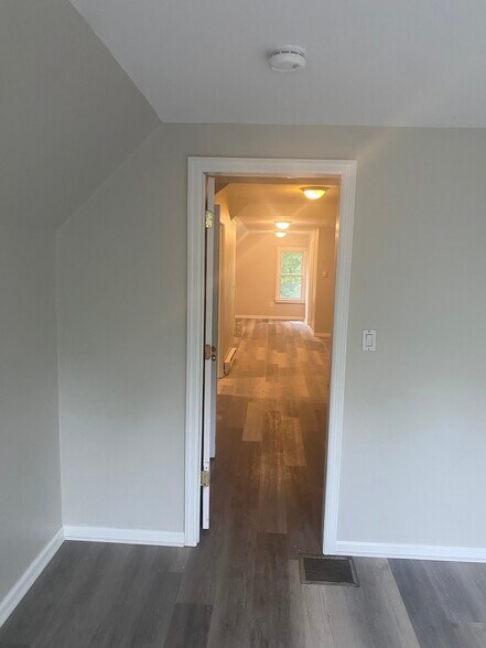 Building Photo - 134 Shelton Ave