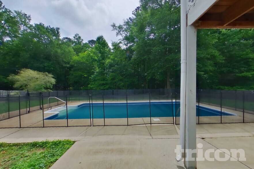 Building Photo - 56 Park Timbers Dr
