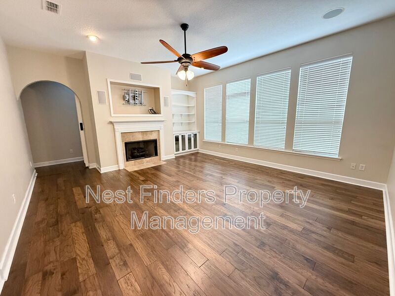 Building Photo - 7860 Turnstone Cir E
