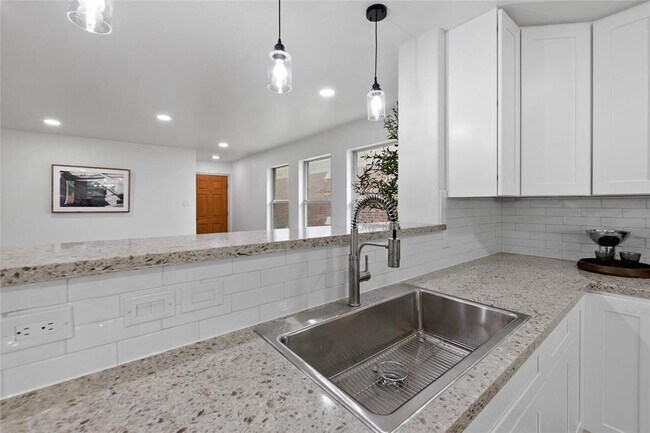 Building Photo - 11341 Church Canyon Dr
