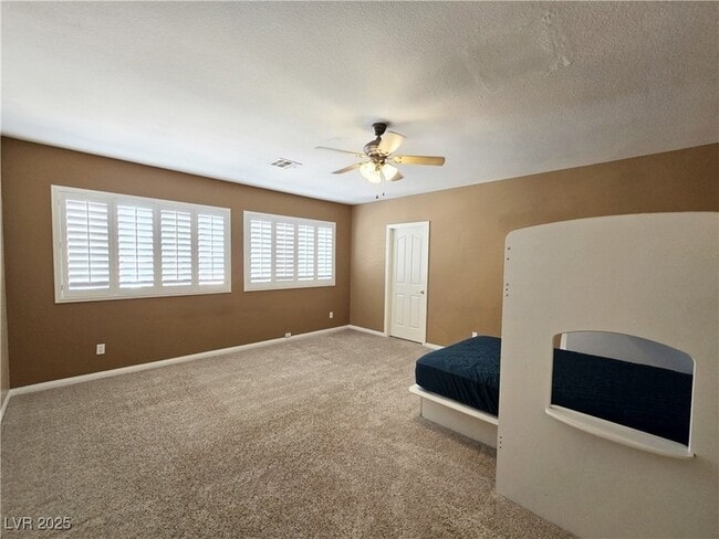 Building Photo - 2522 Furnace Creek Ave