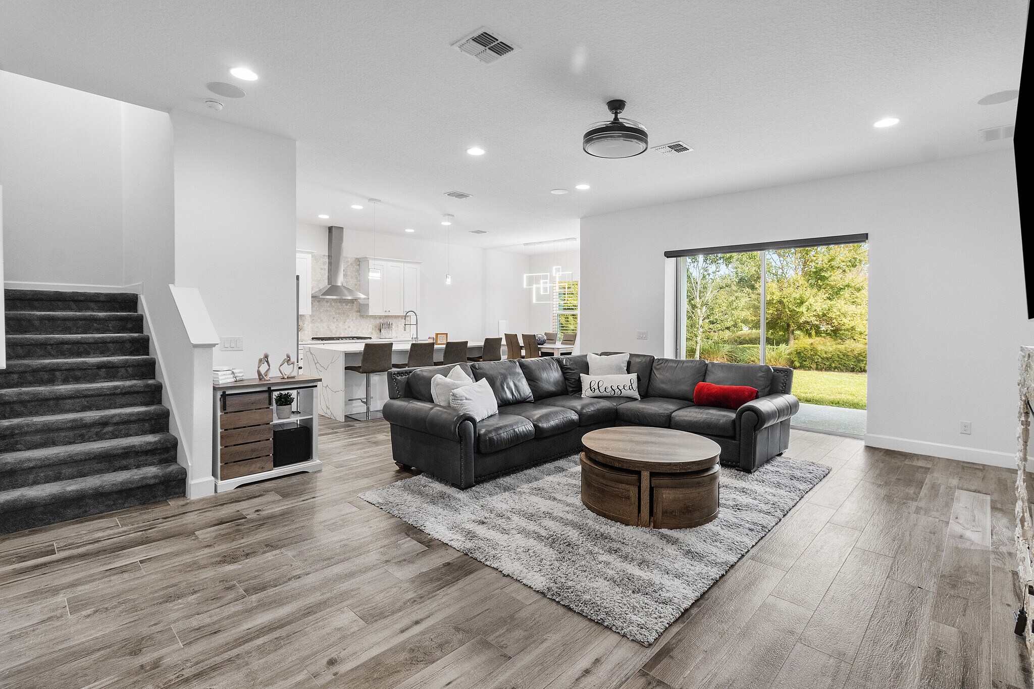 Building Photo - 7531 Mandarin Grove Way