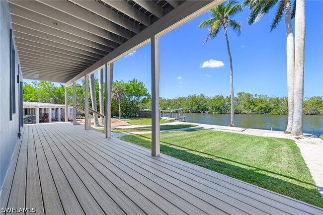 Building Photo - 1836 Harbor Ln