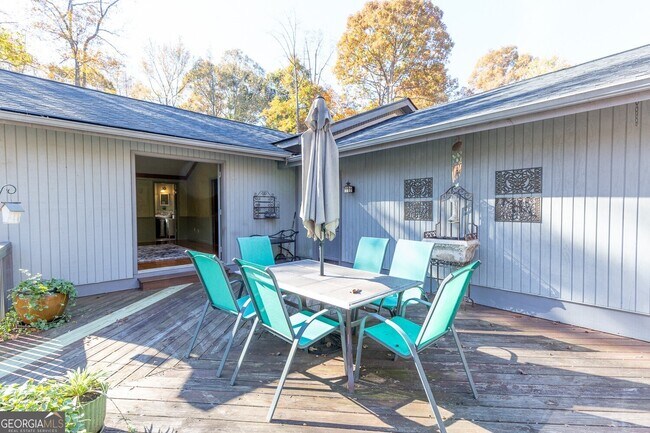 Building Photo - 3915 Stone Creek Cir