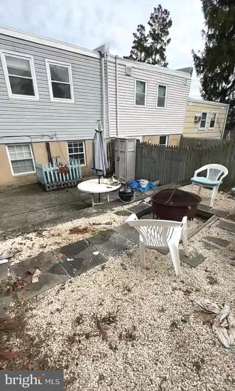 Building Photo - 4828 Silverwood St