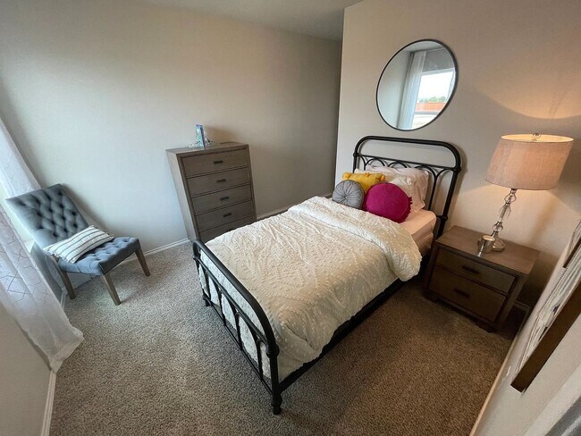 Building Photo - 16244 S 87th E Ave