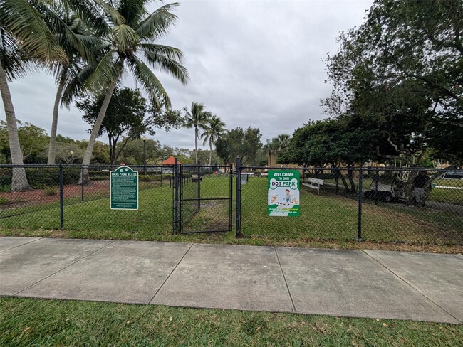 Building Photo - 5550 NW 61st St