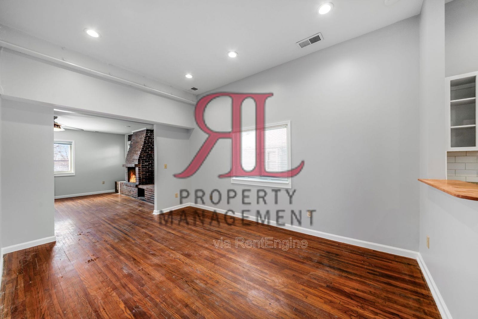 Building Photo - 722 Sheridan Ave