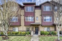 Building Photo - Well designed 2 bedroom home in Beaverton