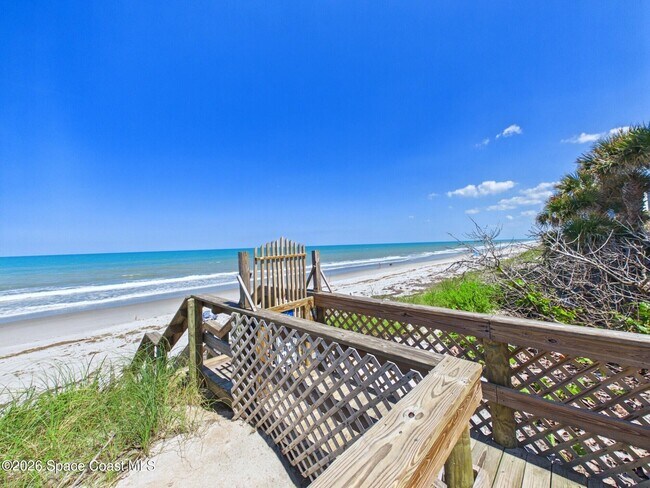 Building Photo - 1125 Jimmy Buffett Mem Hwy