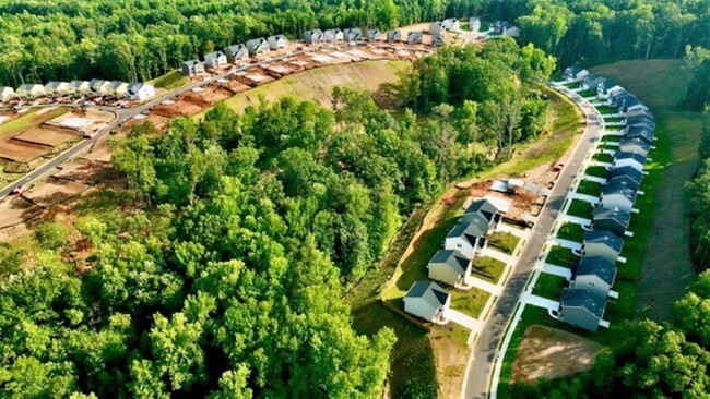 Building Photo - 3421 Sugarberry Dr