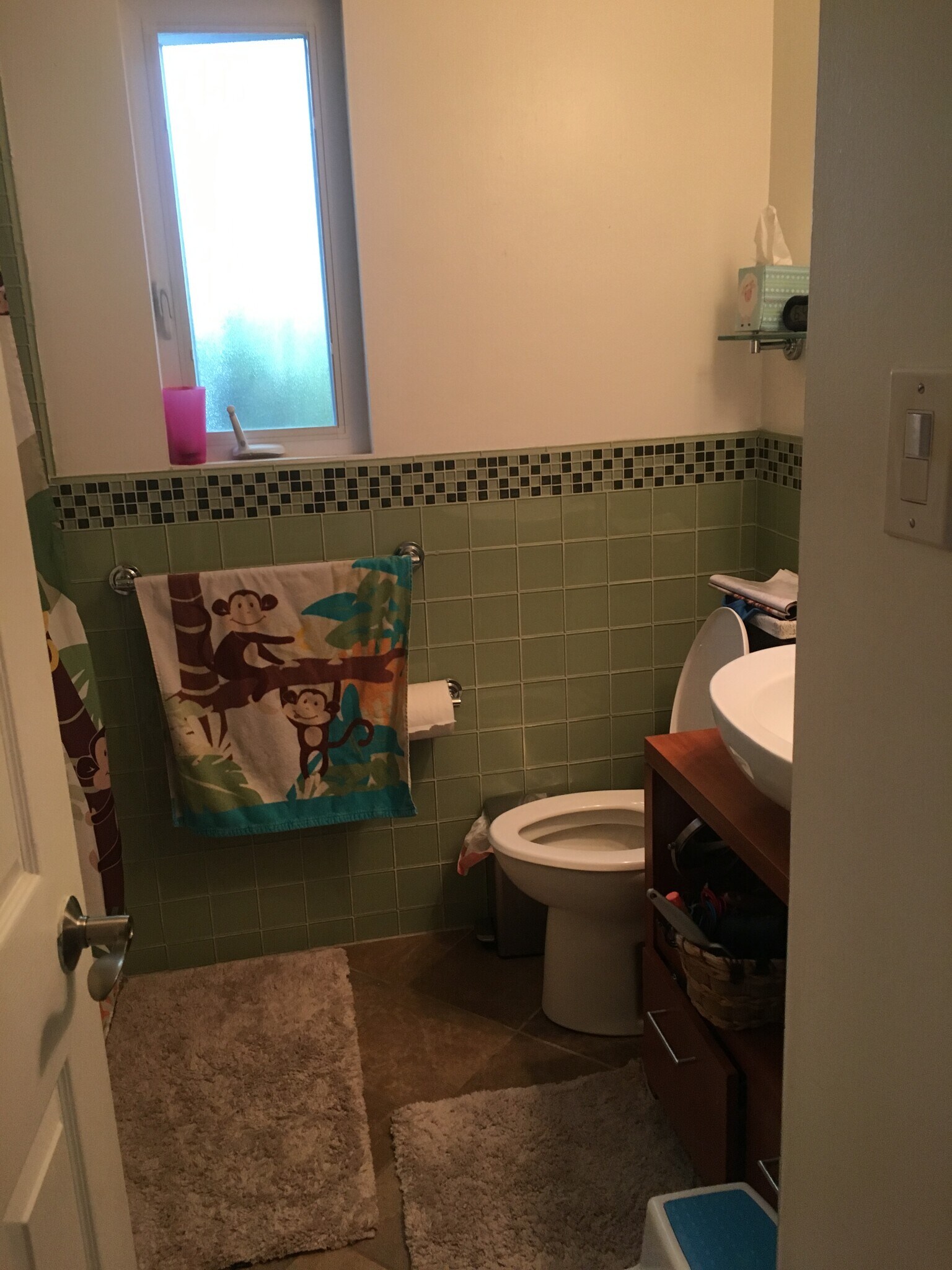 Main Bath - 7417 Dunston St