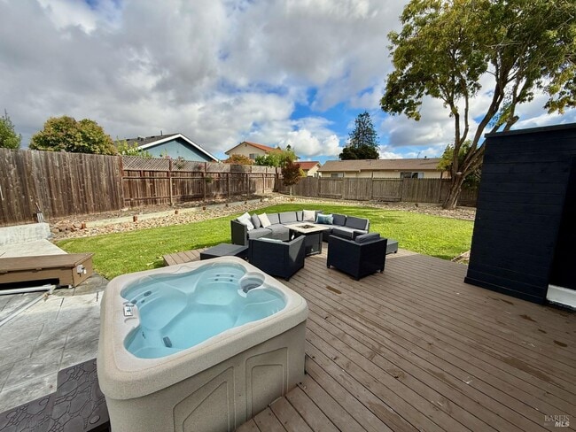 Building Photo - 1017 Carob Ct