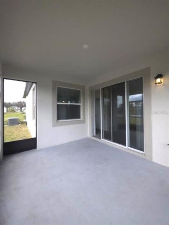 Building Photo - 10715 New Morning Dr