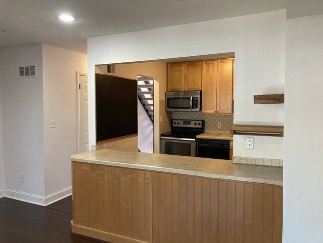 Building Photo - 4988 Mermaid Blvd