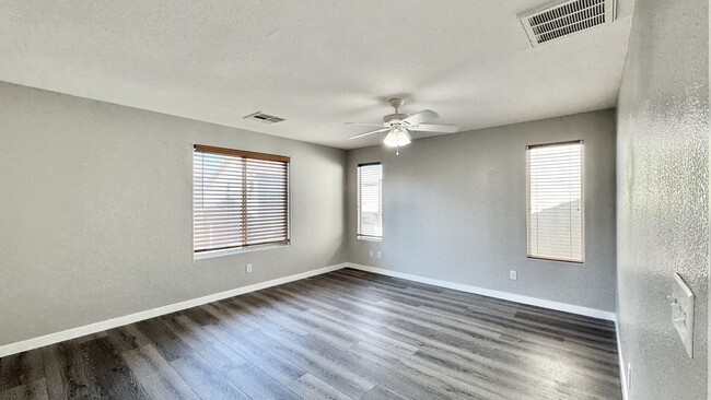 Building Photo - 4663 Aventura Canyon Ct