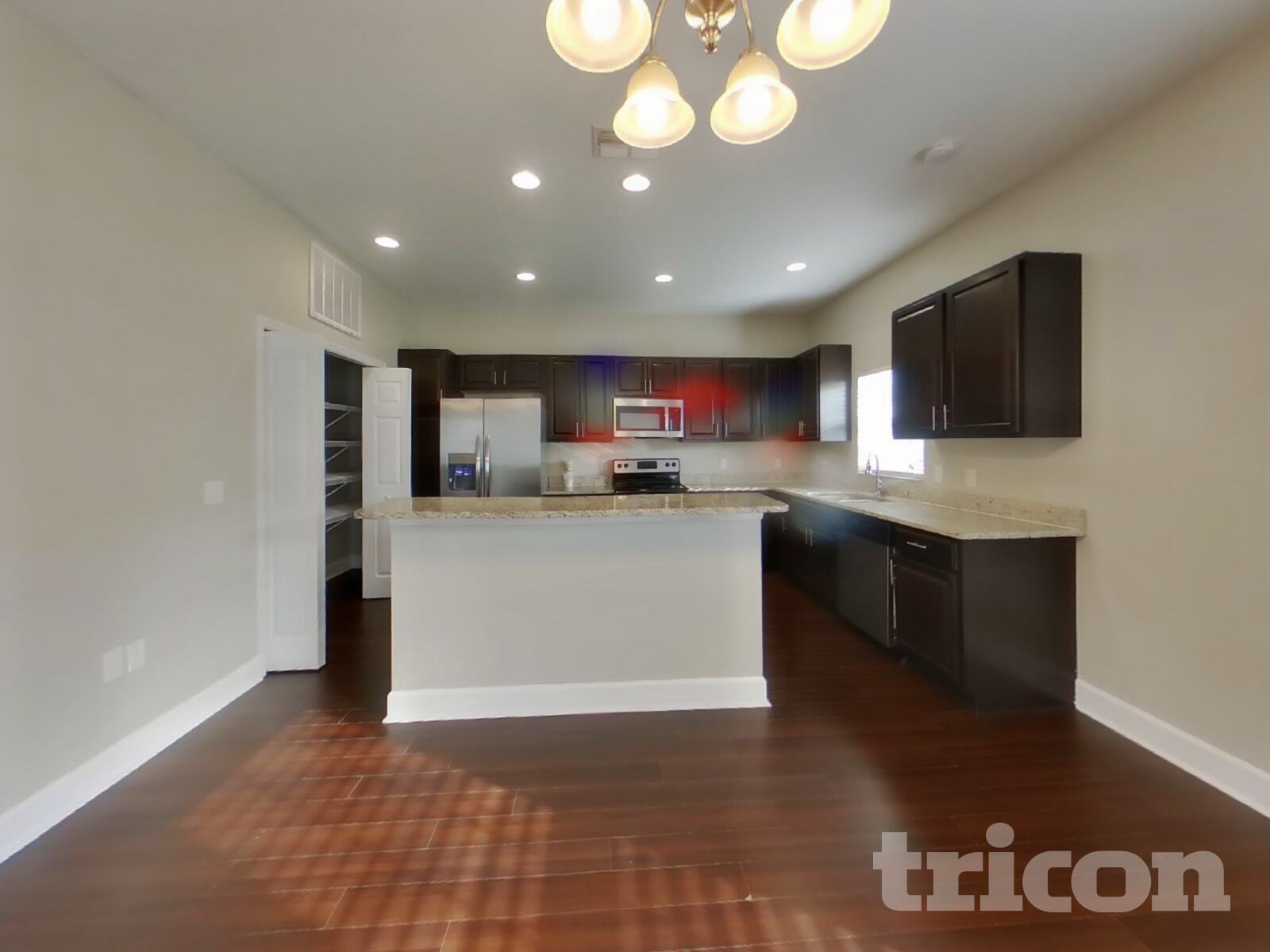 Building Photo - 2304 Whitley Ln