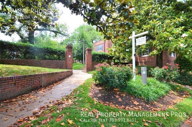 Building Photo - 1748 N Rhodes St