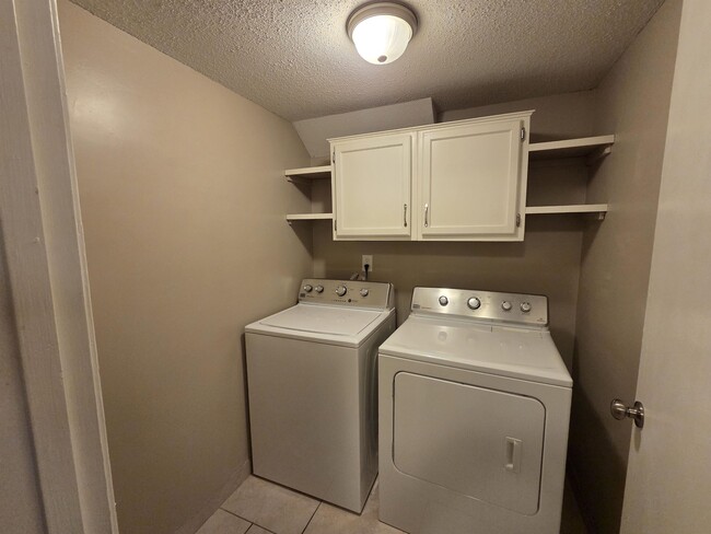 Building Photo - 2104 Harbert Ave