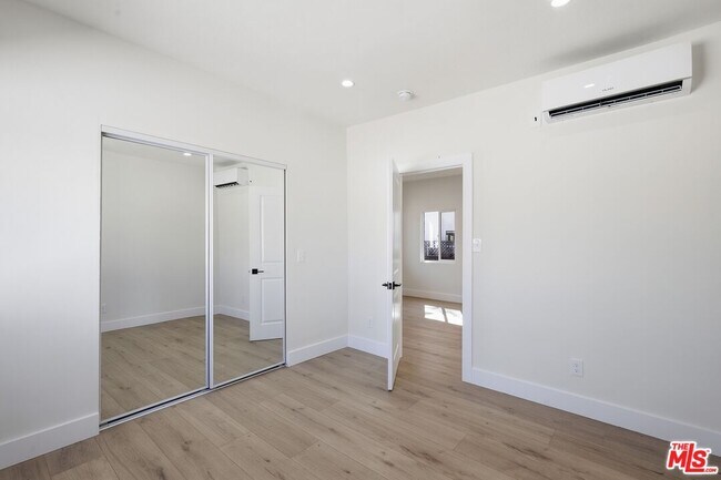 Building Photo - 5915 Barton Ave