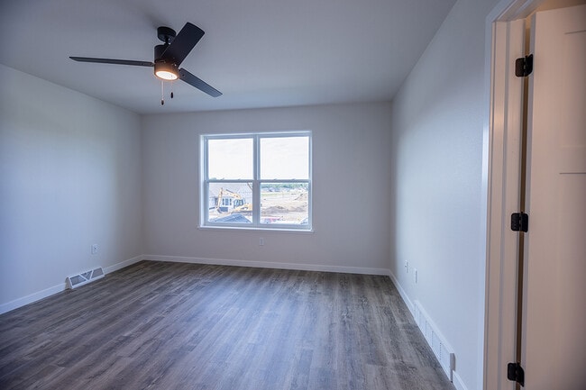 Building Photo - 3408 Green Pastures Ln
