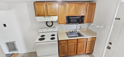 Building Photo - 1001 N Black Horse Pike