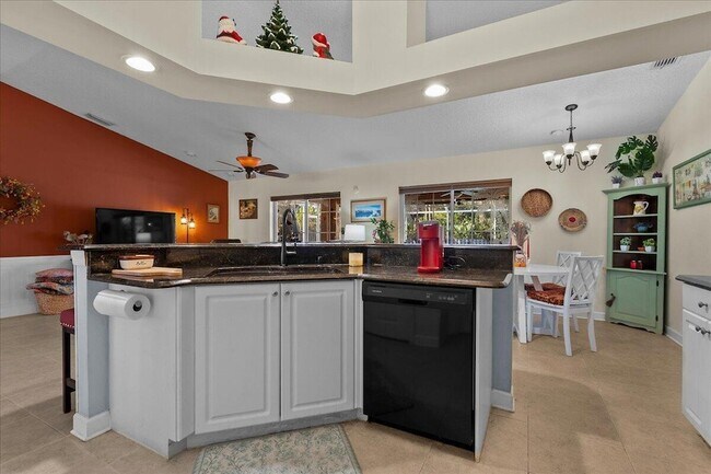 Building Photo - 1960 SE Bowie St